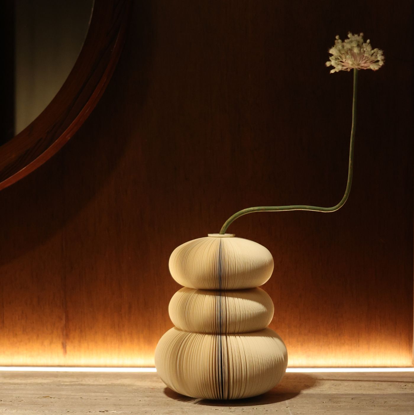 Paper Bloom M Off