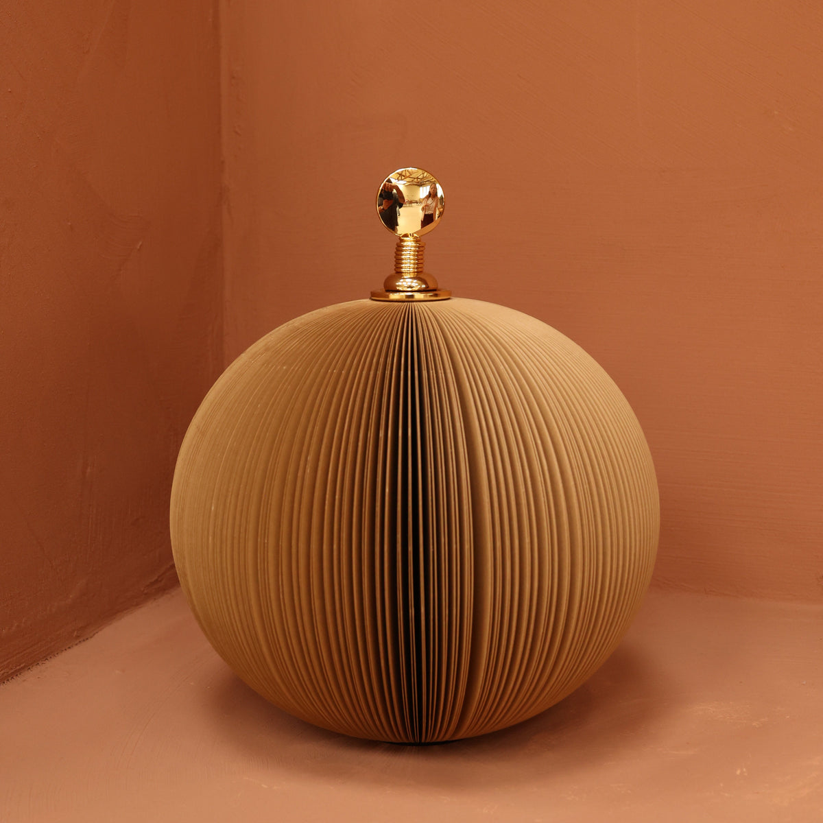 Paper Ball Mel G
