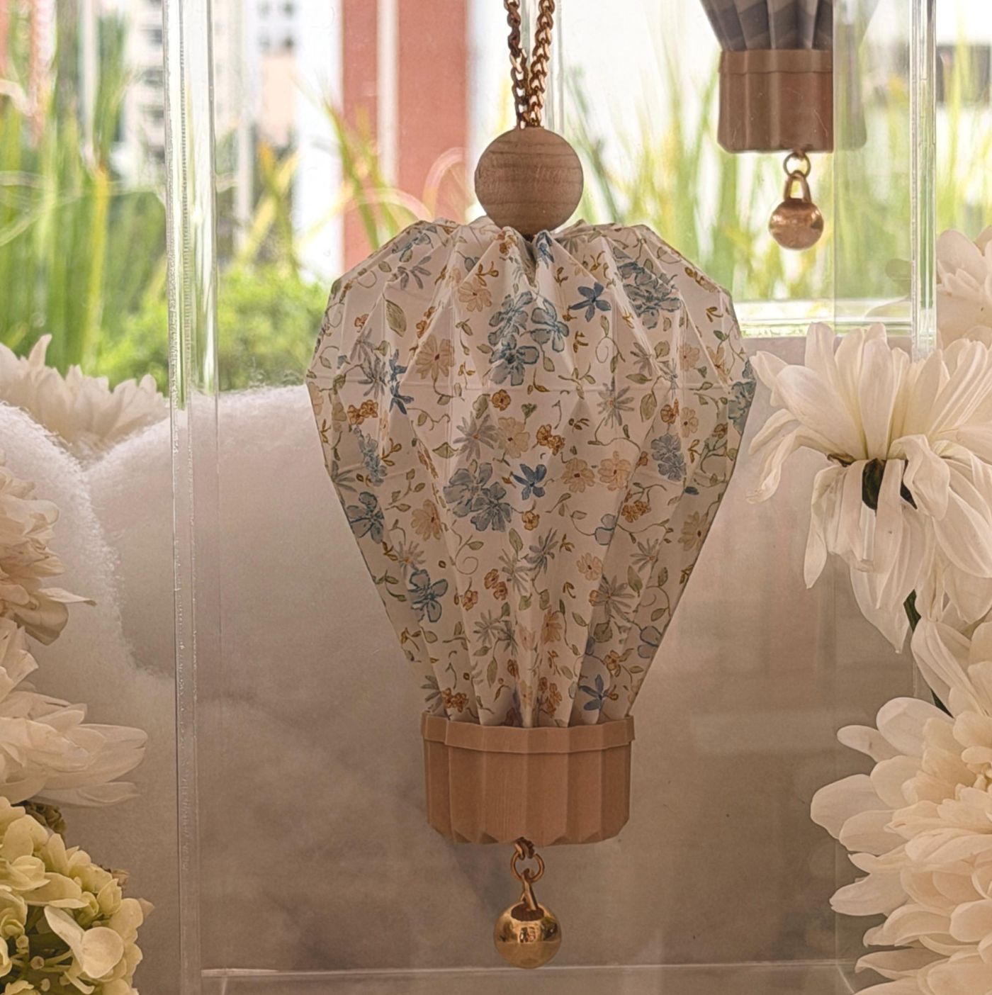 Little Balloon Blowing Azul