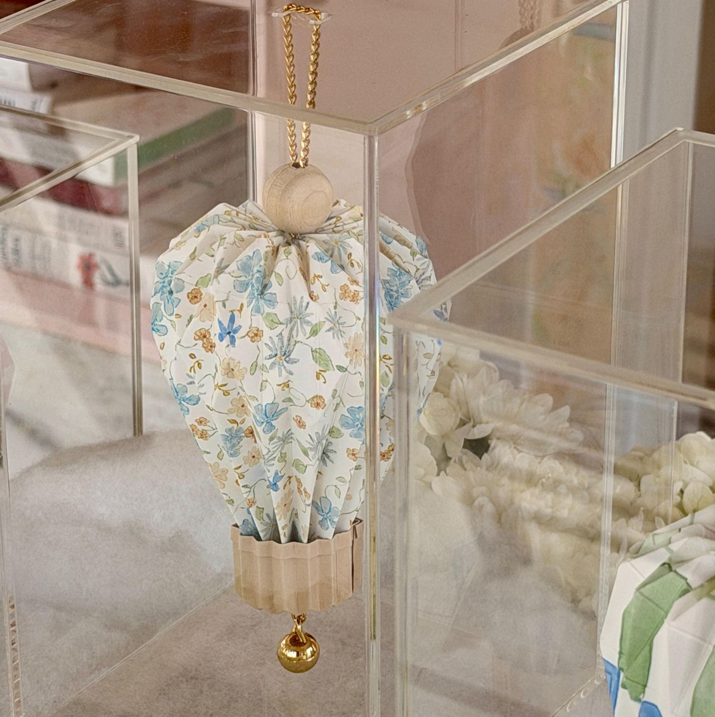 Little Balloon Blowing Azul