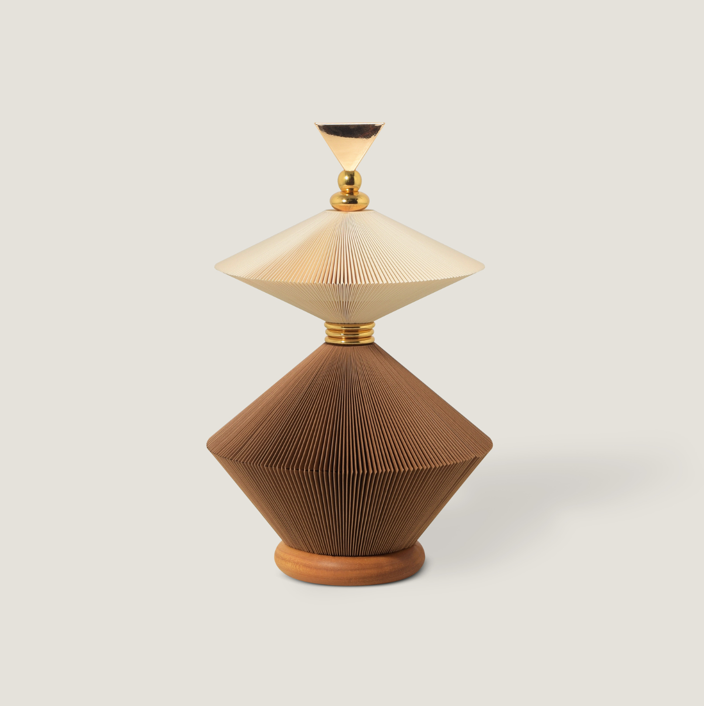 Kokeshi Brown e Off