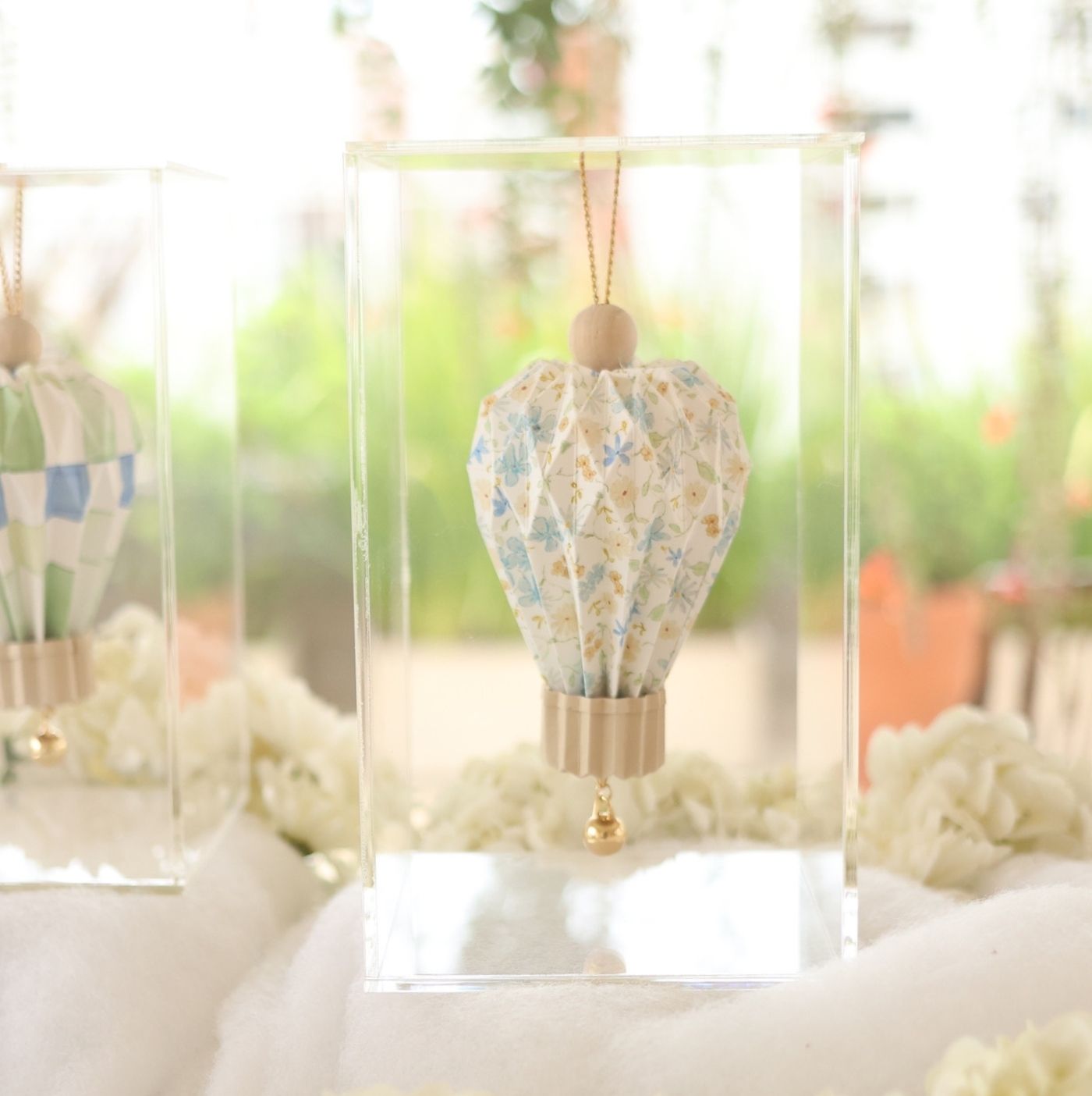 Little Balloon Blowing Azul