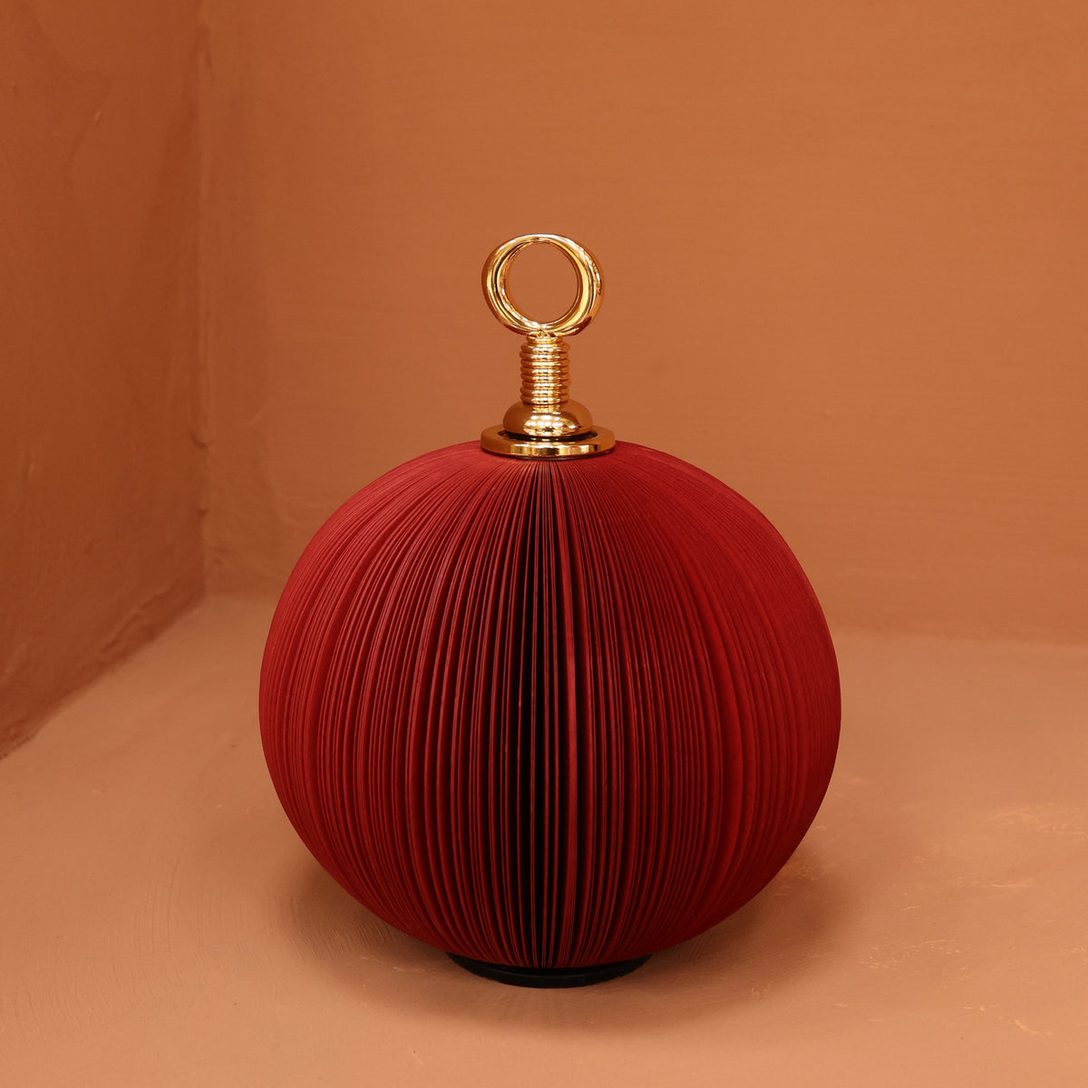 Paper Ball Wine P
